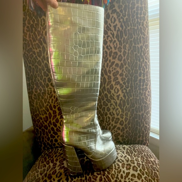 Silver croc print metallic platform knee high boots - Picture 1 of 6